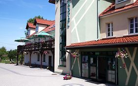 Centrum Restauracyjno-Hotelowe Florres